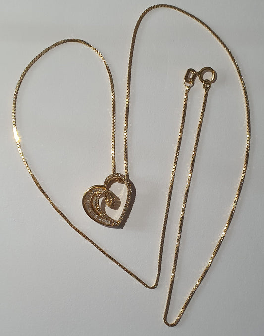 Colar em ouro com pingente Heart com 30 pontos de Diamantes